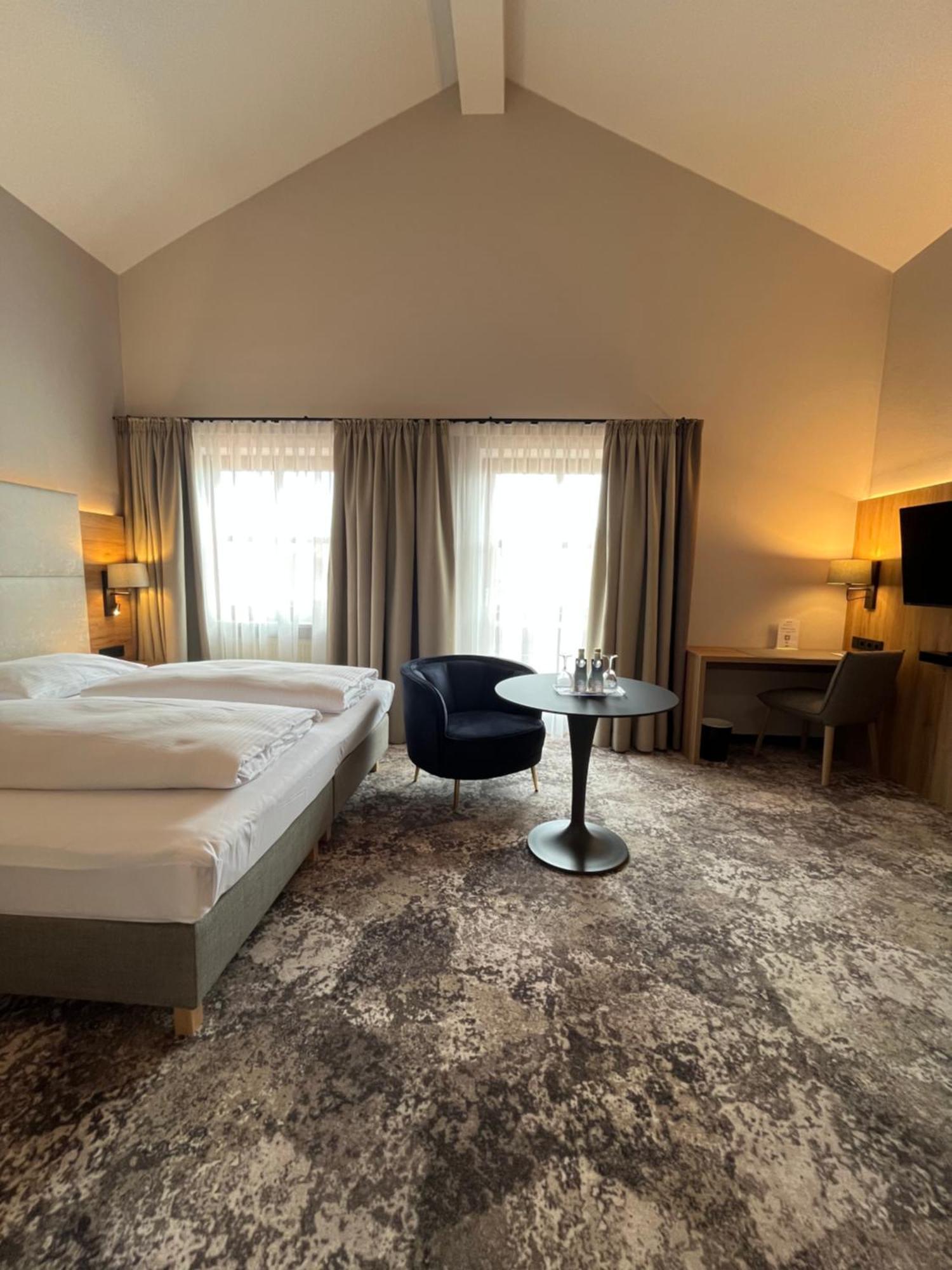 Appartment-Hotel-Hölzl Grünwald Buitenkant foto