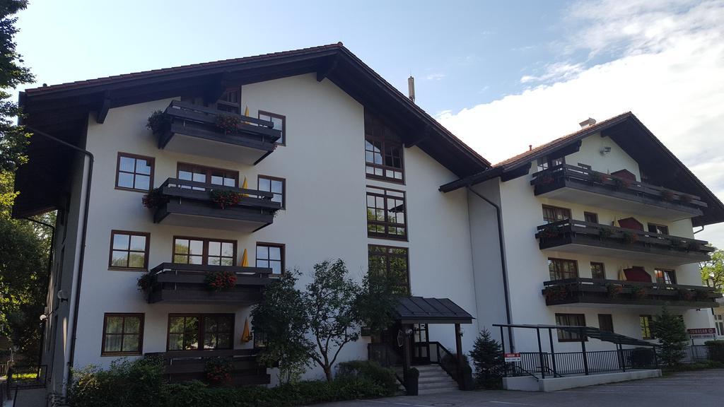 Appartment-Hotel-Hölzl Grünwald Buitenkant foto