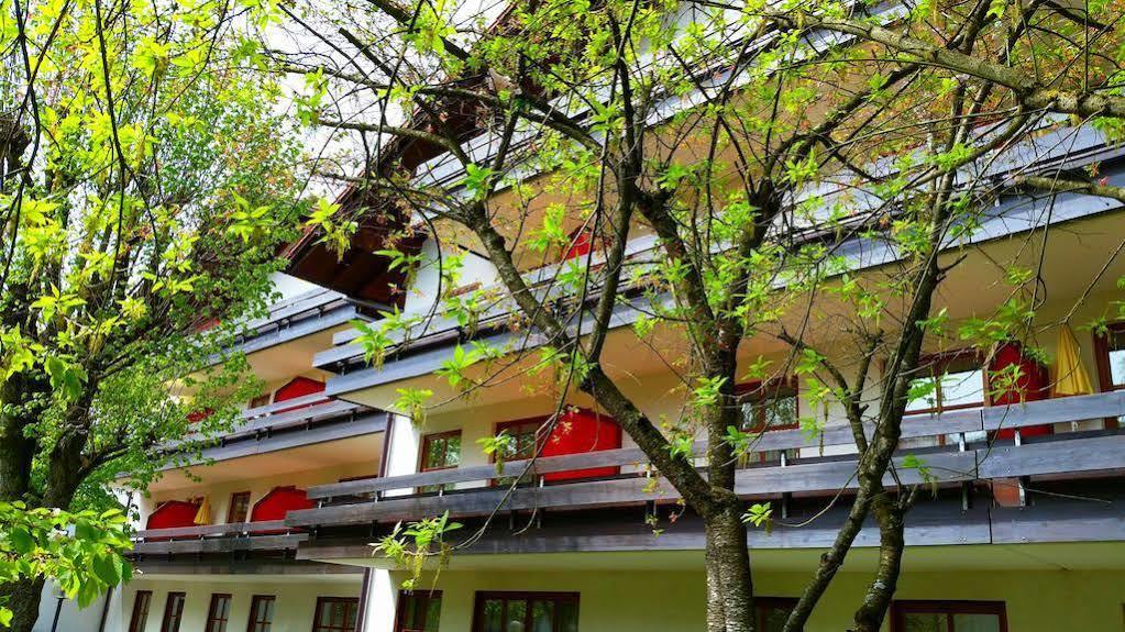 Appartment-Hotel-Hölzl Grünwald Buitenkant foto